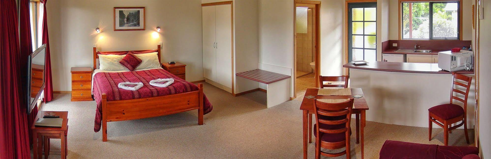 Marsden Court Apartments Now Incorporating Marsden Court And Sharonlee Strahan Villas Eksteriør bilde